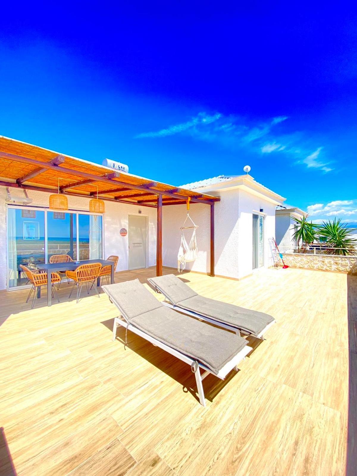 Boho Natural Beachfront Detached House Analipsis  المظهر الخارجي الصورة